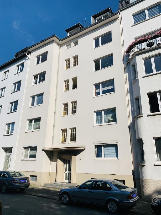Modern * Zentral * Netflix * Arbeitsplatz Apartment Вупертал Екстериор снимка